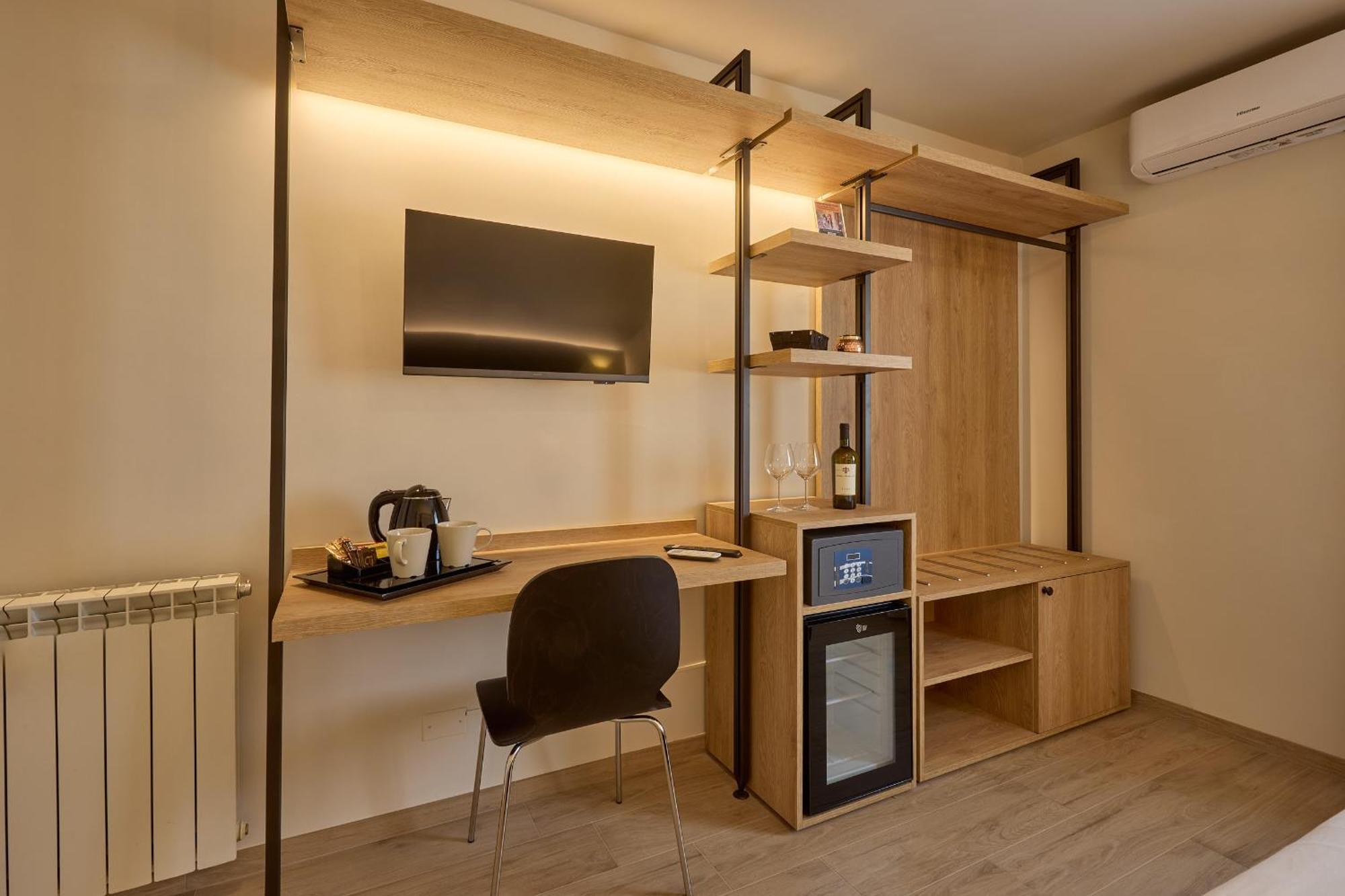 Relais Tiburtina Bed & Breakfast Рим Екстериор снимка