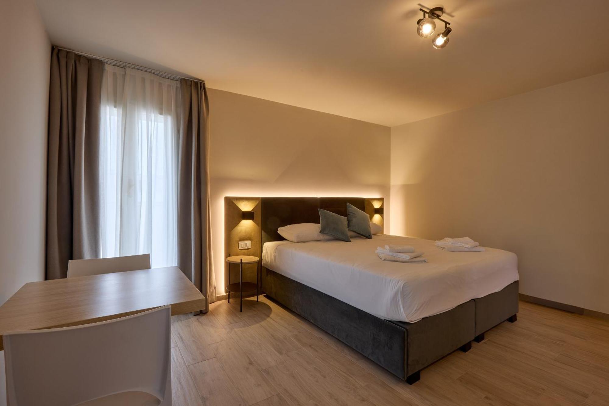 Relais Tiburtina Bed & Breakfast Рим Екстериор снимка